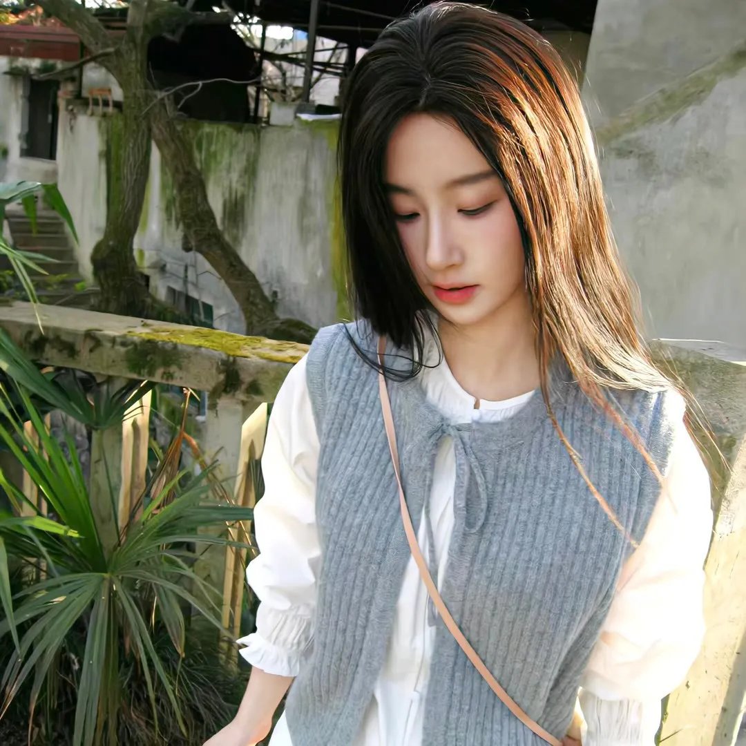 逆流的色彩海报